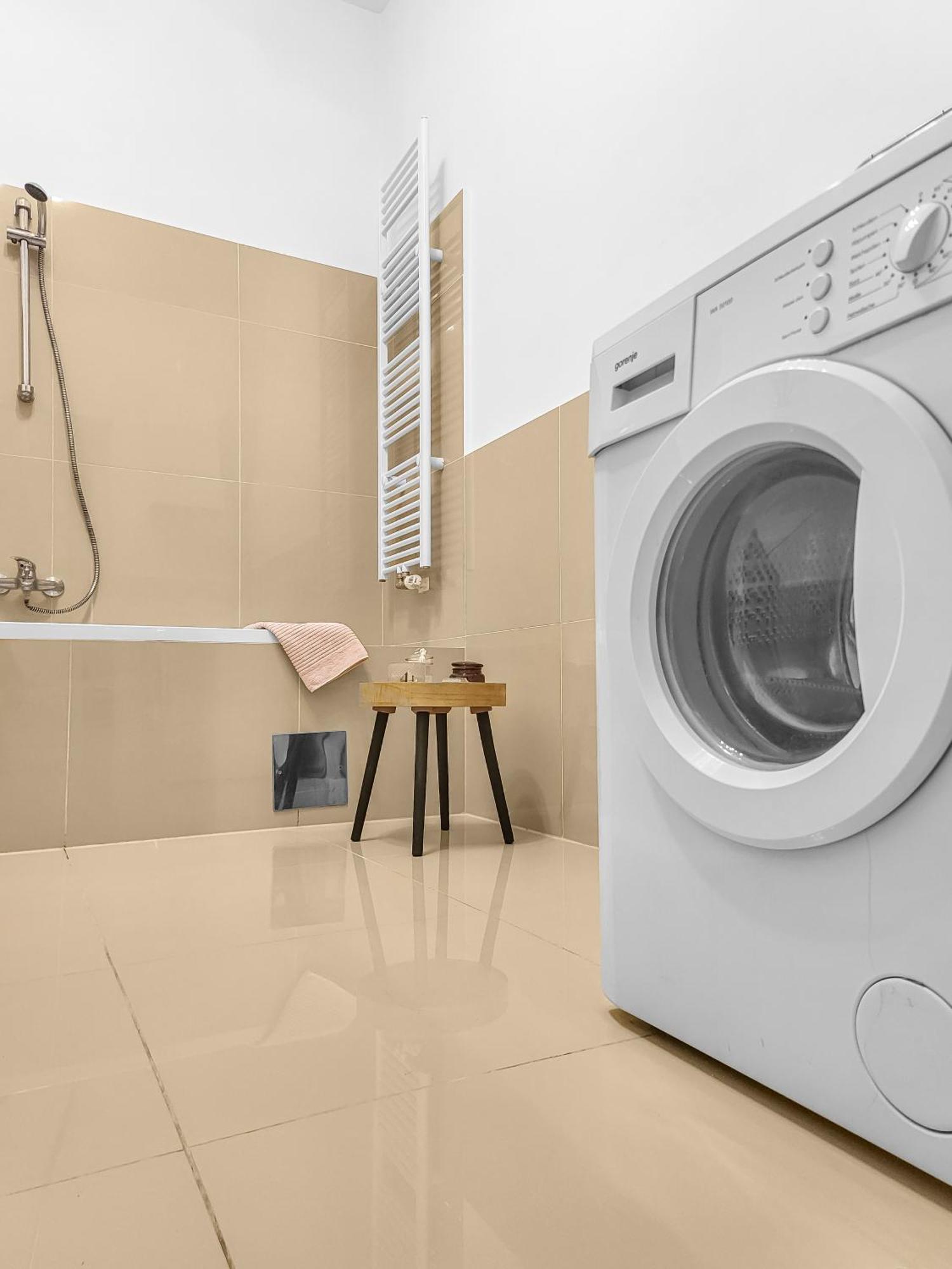 N-West Apartment Wina Bagian luar foto