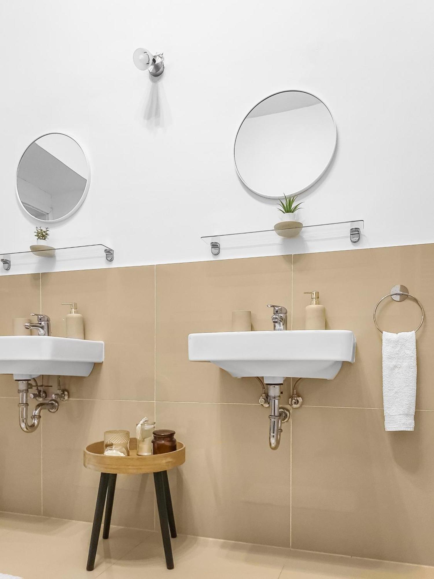 N-West Apartment Wina Bagian luar foto